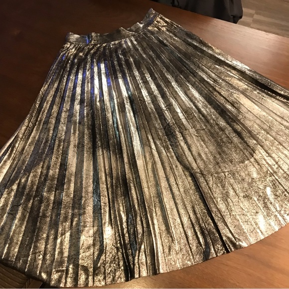 Zara Dresses & Skirts - Zara Silver Black Metallic Pleated Midi Skirt Size XS